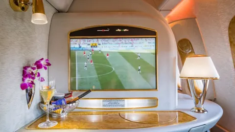 《勇闯极限3》震撼首映预告！独家剧照大揭秘，2026圣诞狂欢盛宴即将开启！